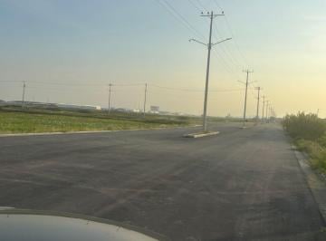 Terreno / Lote en Venta Samborondón · Vendo Terreno Industrial - Comercial en Samborondón, en Centro Empresarial E Industrial