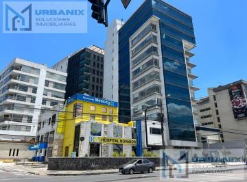 Terreno / Lote · 870m² · Terreno en Venta Para Constructores en La Av 6 de Diciembre y Whymper