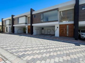Casa · 162m² · 2 Habitaciones · 2 Estacionamientos · Venta Casa Tumbaco por Estrenar Sector Plaza Coral