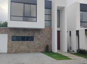 Casa de 4 habitaciones, Guayaquil · Casa en Alquiler 4 Dorm. (Uno en Pb)