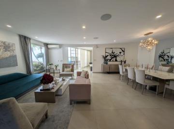 Casa de 3 habitaciones, Guayaquil · Espectacular Casa en Venta Totalmente Remodelada en Zona Uees