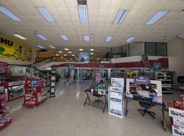 Local comercial , Guayaquil · Local de Alquiler en Plena Av Guillermo Pareja en La Alborada Ubicacion Espectacular