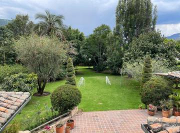 Terreno / Lote , Quito · Vendo Terreno Ideal Para Proyecto Inmobiliario Intervalles Tumbaco