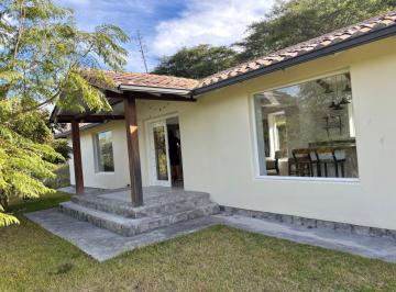 Casa de 1 habitación, Quito · Arriendo Casa Collaqui Tumbaco