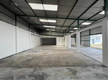 Bodega-Galpón · 460ha · 10 Estacionamientos · Venta Galpón 400 m² con Terreno de 982 m² Sector Parque Industrial Turubamba