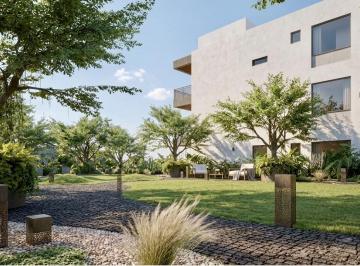 Departamento · 71m² · 1 Habitación · 2 Estacionamientos · La Viña - Cumbayá 88.39 m² Suite en Venta 1 Habitación con Jardín y Sala de Estar