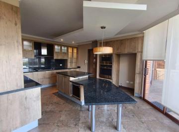 Casa de 4 habitaciones, Quito · Se Vende Linda Casa de 4 Habitaciones en Tanda Cumbaya