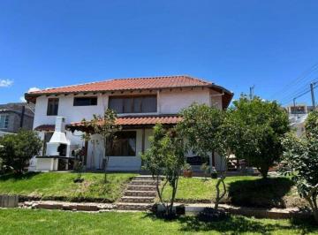 Casa de 9 habitaciones, Quito · Casa de Renta en Calderon Ideal Para Negocio, Geriatrico, Guarderia, Gym, Fisioterapia Etc