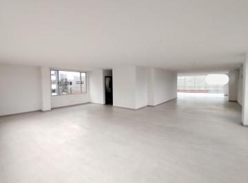 Oficina comercial · 180m² · 3 Estacionamientos · Jv Sector Mall El Jardin. Oficina en Renta 180 m Edif. Corporativo