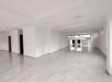 Local comercial · 400m² · 4 Estacionamientos · Jv Sector Mall El Jardin. Local Comercial Dúplex en Renta 400 m