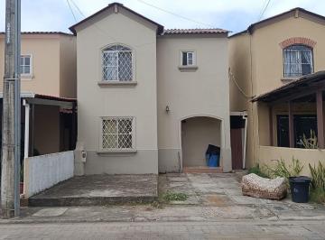 Casa · 69m² · 2 Habitaciones · Propiedad en La Rioja Etapa Asturia
