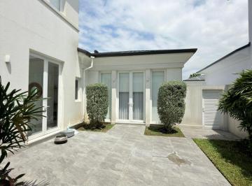 Casa de 3 habitaciones, Guayaquil · Aires de Batán Casa en Venta de 3 Dorm. Linda Oportunidad