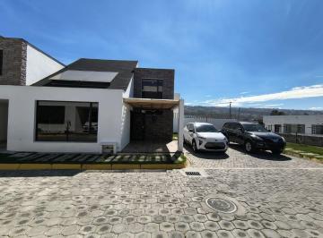 Casa de 3 habitaciones, Quito · Se Vende Casa de 162 m² con 3 Habitaciones en Pomasqui