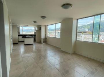 Departamento de 2 habitaciones, Quito · Venta Departamento Dos Dorm. La Coruña 125 m 1 Parqueadero 1 Bodega La Floresta Catolica