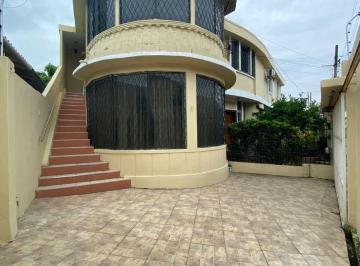 Departamento de 2 habitaciones, Guayaquil · Venta de Bonito Departamento Urdesa Norte