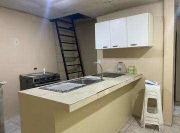 Casa · 210m² · 6 Habitaciones · 1 Estacionamiento · Casa en Venta, Centro de Guayaquil, Elimo