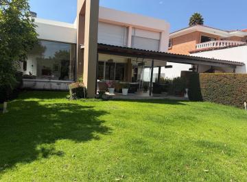 Casa · 430m² · 4 Habitaciones · Casa - Cumbayá