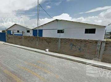 Bodega-Galpón · 832m² · 4 Estacionamientos · Calderon - Marianitas, Excelente Bodega en Renta de 832 m² en Renta.