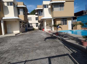 Edificio-Hotel-Fabrica de 3 habitaciones, Atacames · Complejo Turístico en Venta! Funcionando!4 Casas - 2 Suites. Playa Cabaplan - Tonsupa