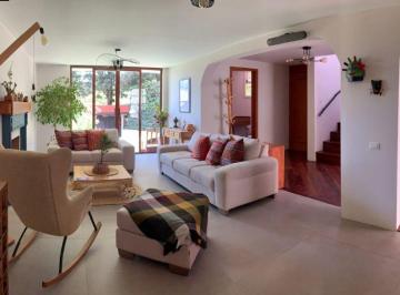 Casa de 4 habitaciones, Quito · Rento Casa Independencia Semi Amoblada Quito Tenis