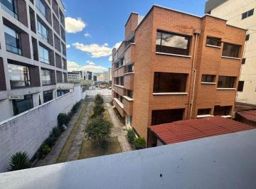 Oficina comercial , Quito · Edificio Comercial en Renta
