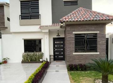 Casa de 3 habitaciones, Guayaquil · Alquilo Casa Amoblada en Urb. Costalmar 2, Vía a La Costa