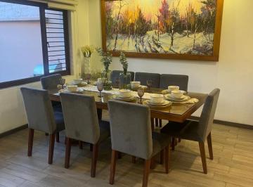 Casa de 4 habitaciones, Cuenca · Rento o Arriendo Casa Amoblada en Tres Puentes - Excelente Locacion y Segura