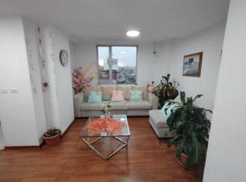 Departamento de 2 habitaciones, Quito · Hm/ Hermoso Departamento Vacio de 75 m² en La Orellana Venta 96.000 Usd