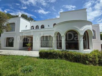 Casa de 4 habitaciones, Quito · Casa en Renta Tumbaco La Viña