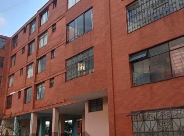 Departamento de 3 habitaciones, Quito · Departamento en Renta 120 m² Frente "C. C. El Recreo"
