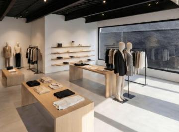 Local comercial · 49m² · 1 Estacionamiento · Venta Local Comercial - Quito Tenis. Cw