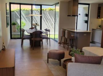 Casa · 127m² · 3 Habitaciones · 2 Estacionamientos · Casas de 2 Plantas por Estrenar - Sector Villa Vega Tumbaco