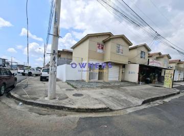 Casa · 96m² · 3 Habitaciones · 3 Estacionamientos · Venta Casa Esquinera Uso Comercial Detras del Tia Villa Bonita (Age)