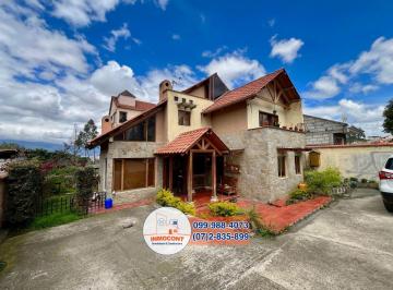 Casa de 5 habitaciones, Cuenca · Amplia Casa en Venta Sector El Valle