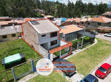 Casa de 3 habitaciones, Cuenca · Casa de Venta en Mayancela de 3 Plantas