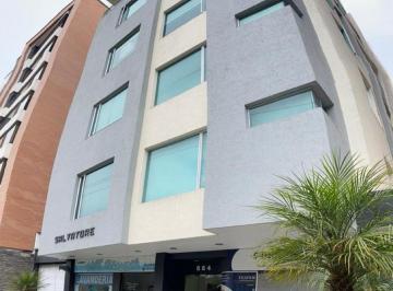 Departamento · 200m² · 3 Habitaciones · 2 Estacionamientos · Departamento - Centro Norte