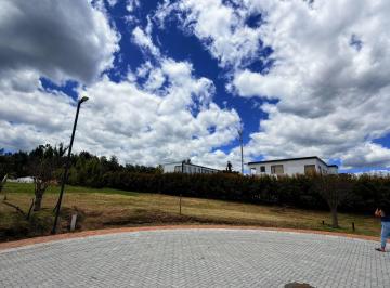 Terreno / Lote , Quito · Dentro de Urbanización en Puembo