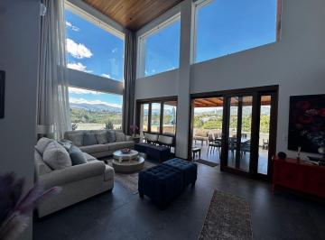 Departamento de 3 habitaciones, Quito · Departamento/ Casa en Cumbaya