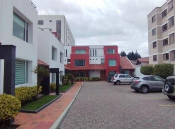 Casa de 4 habitaciones, Quito · Linda Casa en Venta 184 m² en Excelente Estado 4 Dorm. Amagasí Conjunto Privado. Remodelada