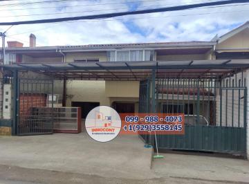 Casa de 6 habitaciones, Cuenca · Casa Rentera con Local Comercial de Venta Av Abelardo J Andrade C1536