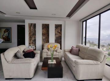 Departamento de 2 habitaciones, Quito · Vendo Departamento con Excelente Vista en Urbanización Lomas de Monteserrin
