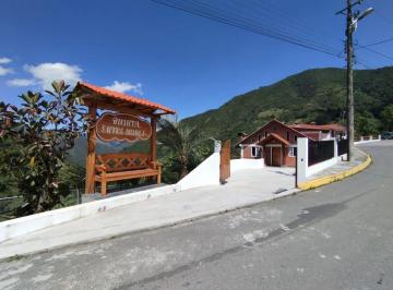 Casa de 5 habitaciones, Quito · Venta Quinta Yunguilla