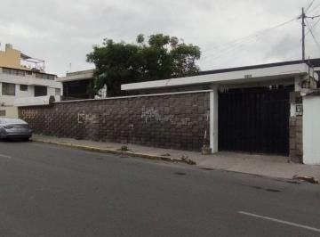 Local comercial , Quito · Propiedad Comercial de Alto Rendimiento en Venta – San Antonio de Pichincha