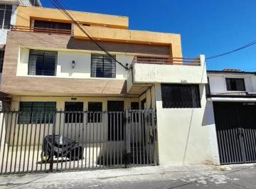 Departamento de 1 habitación, Quito · Suite de Renta en Cotocollao