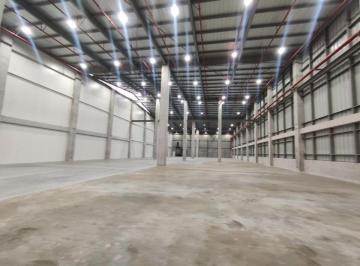 Bodega-Galpón , Quito · Bodega - Galpón de 1000 m² en Alquiler en Pifo