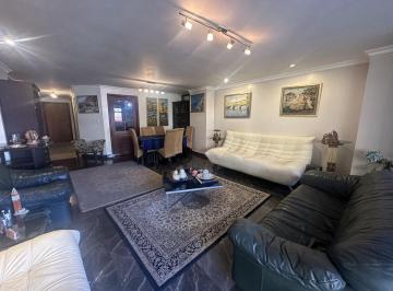 Departamento · 133m² · 3 Habitaciones · 1 Estacionamiento · Departamento de Venta en Bellavista, a Dos Cuadras de La 6 de Diciembre