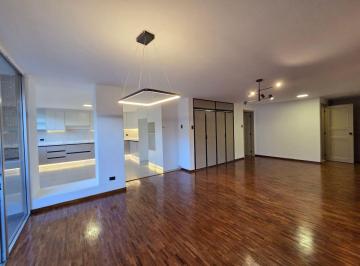 Departamento de 3 habitaciones, Quito · Departamento Remodelado en Venta en 6 de Diciembre y Colón – Usd 120.000