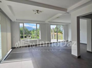 Casa de 3 habitaciones, Quito · Casa Independiente de Renta Cumbaya Dentro de Urbanizacion