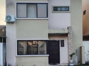 Casa de 3 habitaciones, Daule · Vendo Casa en Urb. Villa Club