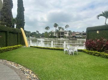 Casa de 4 habitaciones, Guayaquil · Samborondon Casa de Una Planta Vista Al Lago